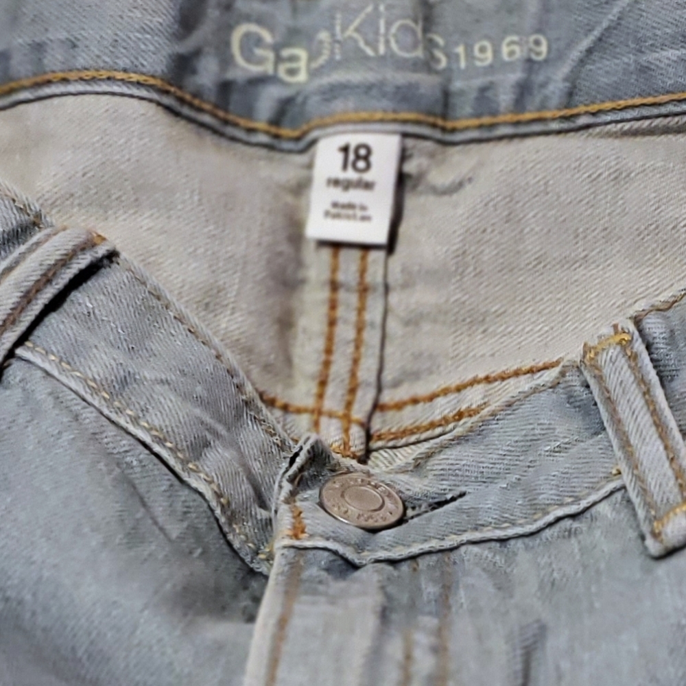 GAP Rip & Repair Jean Shorts Boys 18 - Picture 3 of 4